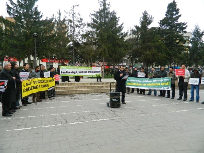 "Mezhebi ayrışmalar ciddi bir tehdit"