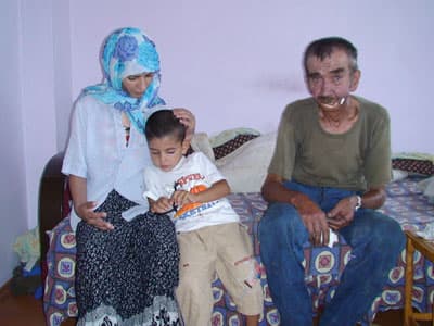 Kendisine Uzatılacak Yardım Elini Bekliyor