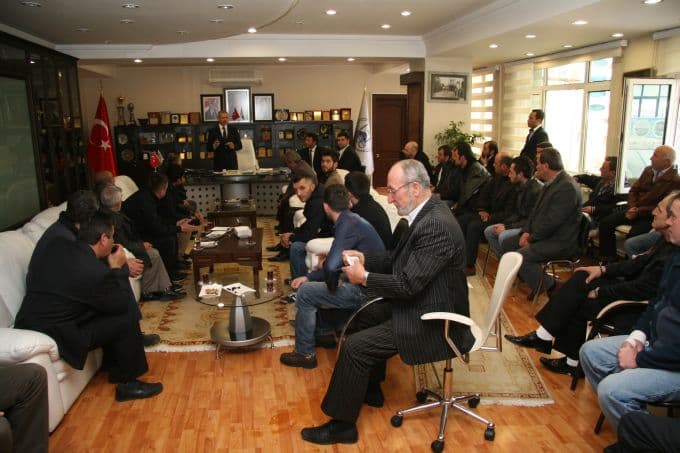 Şeker Mahalleli gençlerden, Başkan Dişli'ye ziyaret