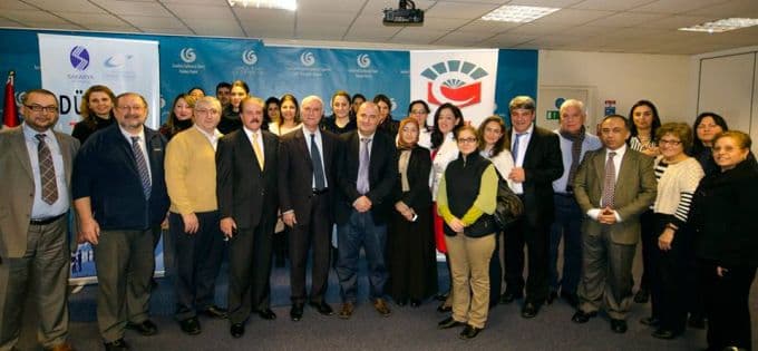 Türkçe öğretmeni olmadığı halde öğretmenlik yapanlara eğitim