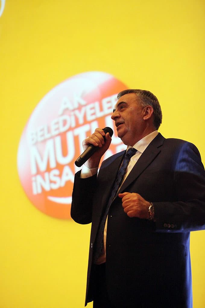 Başkan Toçoğlu, Serdivan'da Aday Tanıtım Toplantısı'na katıldı