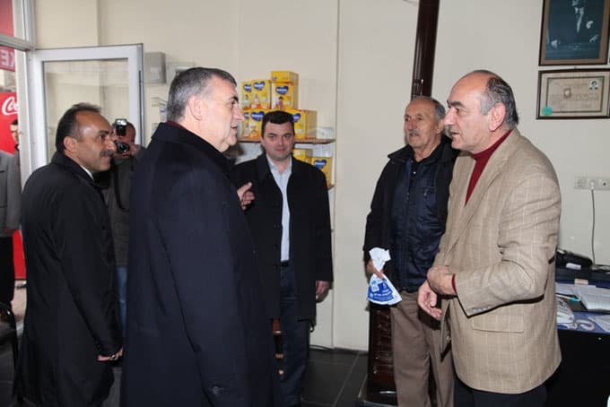 Başkan Toçoğlu, Karasu'da seçim çalışmalarına katıldı