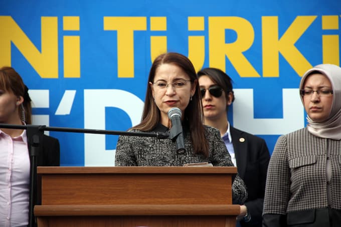Bakan İslam, Hendekliler ile buluştu