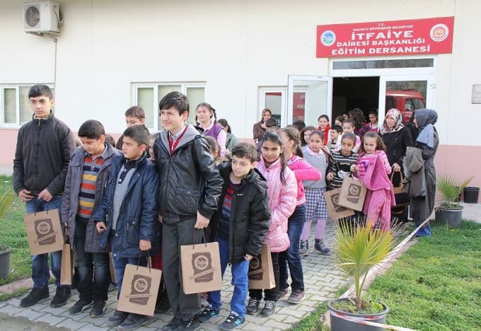 İtfaiye ekiplerinden kulüplere afet eğitimi
