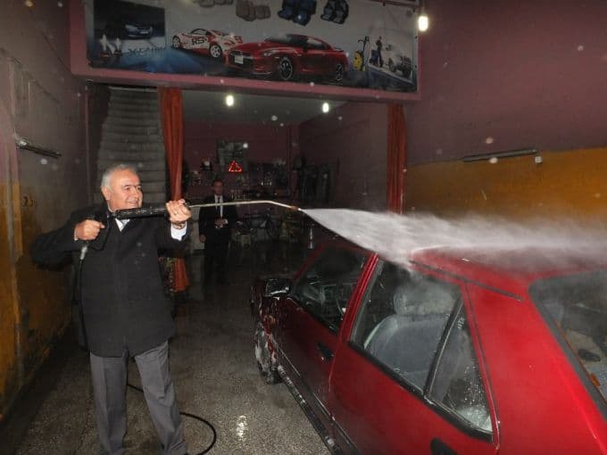 Ünver, "Esnaf siftah yapmadan, kepenk kapatıyor"