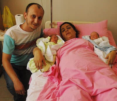 08.08.2008'de Saat 08.08'de İkiz Bebek Sevinci