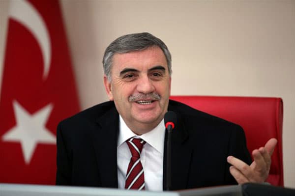 "Sakaryamızı, tüm ilçeleriyle daha yükseğe taşıyacağız"
