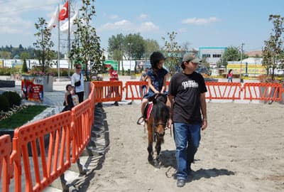 Ada AVM'de Midilli Rüzgârı