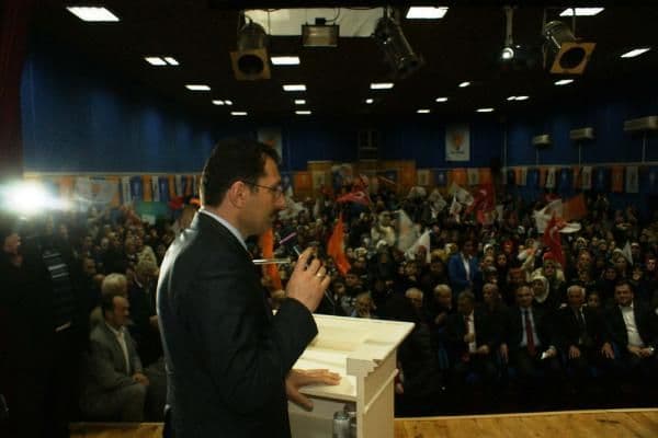 Milletvekili Yavuz, "Vallahi ben de yardım ediyorum"