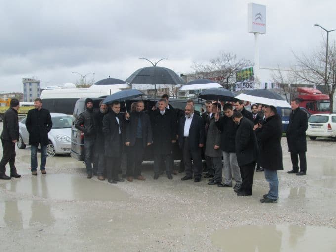 43'üncü yardım TIR'ı da Suriye'ye doğru yola çıktı