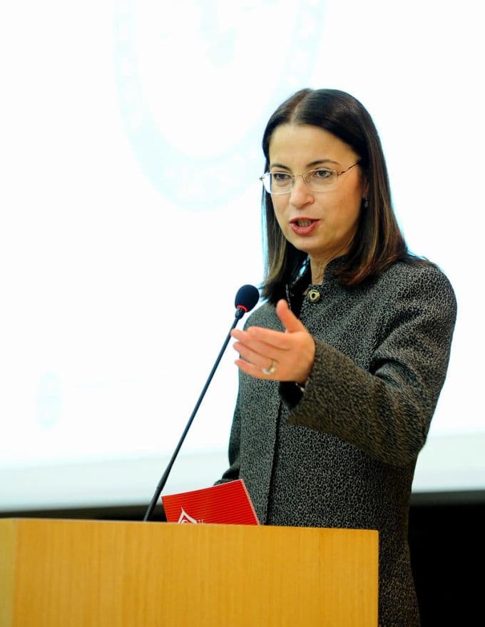 Bakan Ayşenur İslam, iş dünyasıyla buluştu
