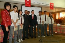 Kaymakam Mızrak, lise öğrencileriyle münazaraya katıldı