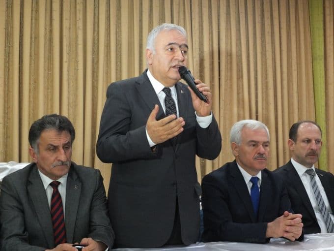 MHP'li Ünver, "30 Mart'ta sandıkları patlatacağız"