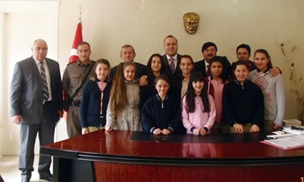 Hendek şehit Mahmutbey, yarı finalde