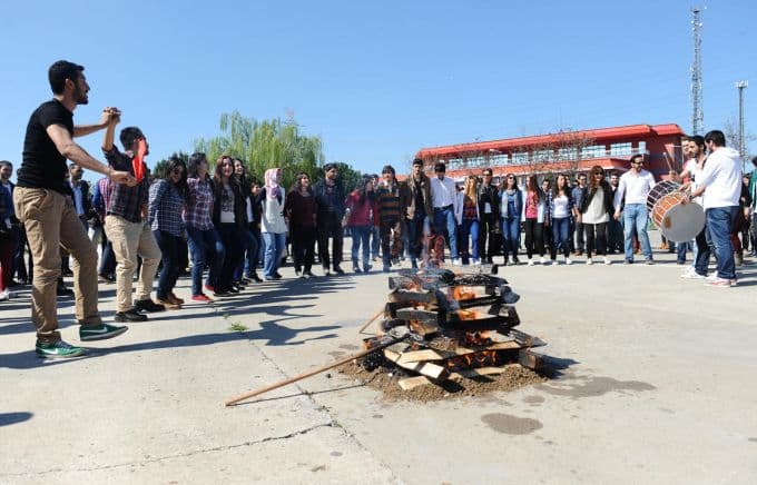 SAÜ'de Nevruz Bayramı coşkuyla kutlandı