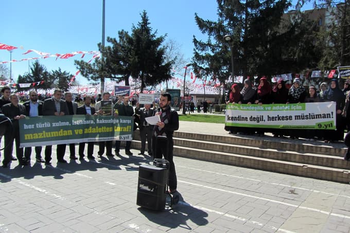 'İslam yoksa, çıkışta yok!'