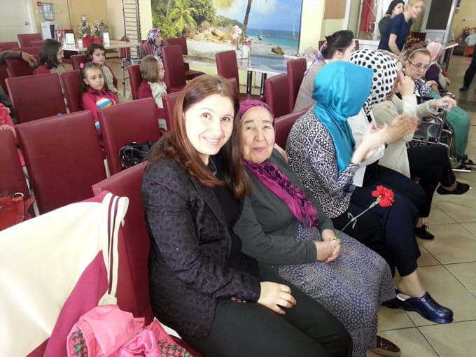 Yaşlılar gönüllerince eğlendiler
