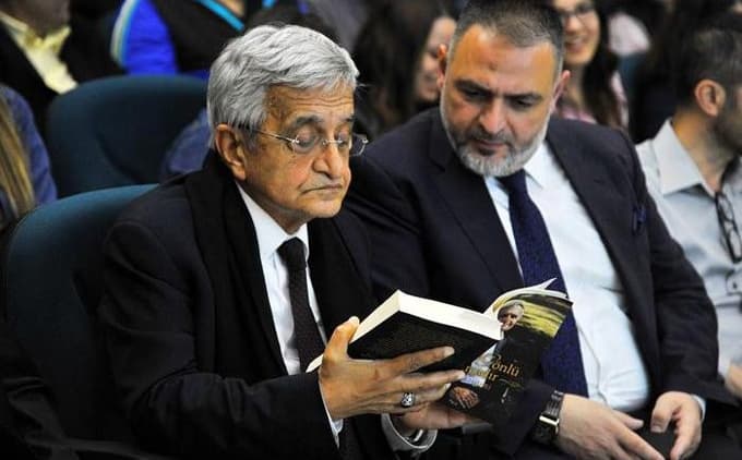 SAÜ'de "Prof. Dr. Hüseyin Hatemi ile İnsan Hakları Öğretisi Üzerine" şöyleşi düzenlendi