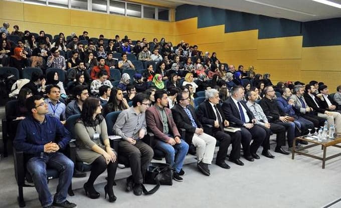 SAÜ'de "Prof. Dr. Hüseyin Hatemi ile İnsan Hakları Öğretisi Üzerine" şöyleşi düzenlendi