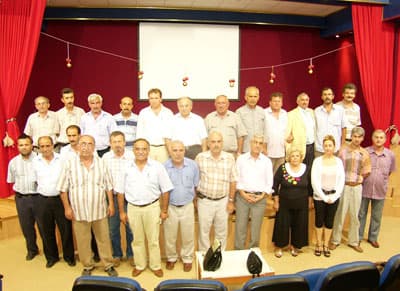 <font face="verdana,geneva" size="2">Yenikent Dayanışma ve K&uuml;lt&uuml;r Derneği, &uuml;&ccedil;&uuml;nc&uuml; toplantısını, Karaman 17 Ağustos Camii Konferans Salonu&rsquo;nda ger&ccedil;ekleştirdi.</font>