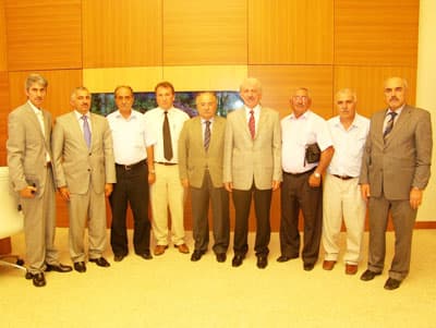 <font face="verdana,geneva" size="2">Sakarya B&uuml;y&uuml;kşehir Belediye Başkanı Aziz Duran; B&uuml;y&uuml;kşehir belediyesi olarak, her zaman Yenikent Dayanışma ve K&uuml;lt&uuml;r Derneği&rsquo;ne destek vereceklerini belirtti.</font>