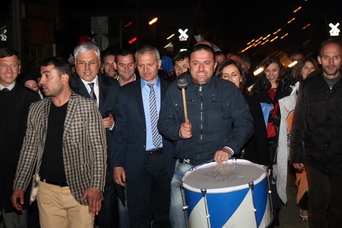 Adapazarı, zaferi coşkuyla kutladı