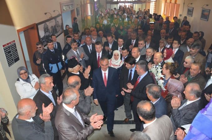 Aydın Yılmazer başkanlık koltuğuna oturdu
