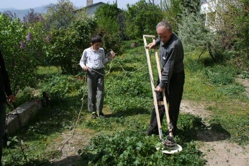 Sobayla ısınıyor, dumanıyla sıcak su ihtiyacını karşılıyor