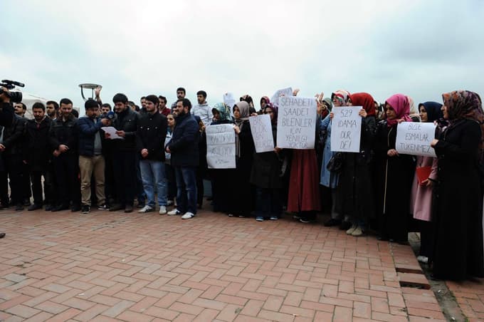 Mısır'da 529 kişinin idama mahkum edilmesi