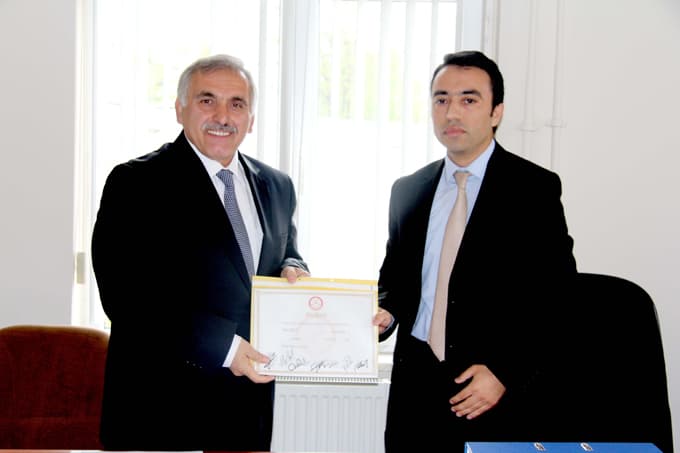 Başkan İnci, mazbatasını aldı
