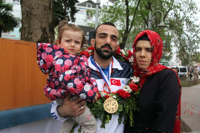 Şampiyona muhteşem karşılama