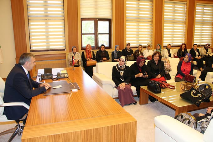 Kadın Kolları, Başkan Toçoğlu'yla buluştu