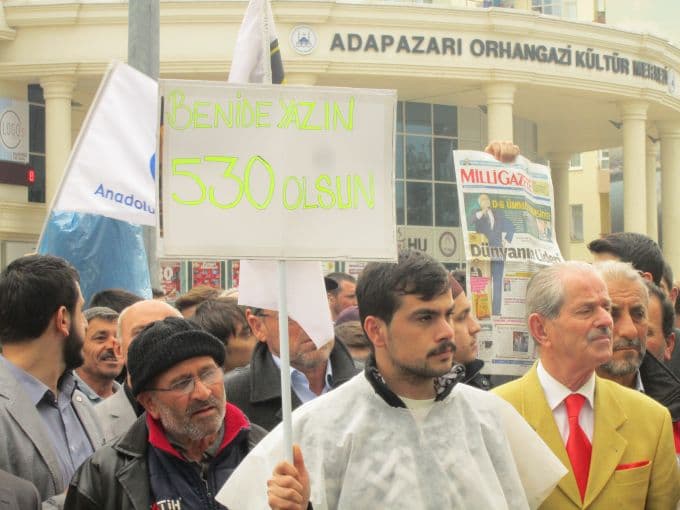 Sakarya'da Mısır'daki 529 idam kararına tepki gösterildi