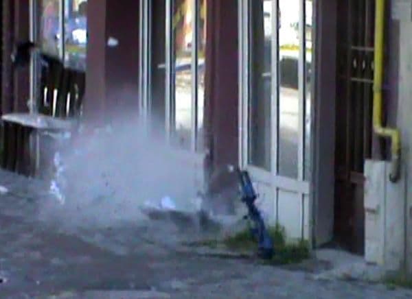 Unutkan öğrenci polisi alarma geçirdi