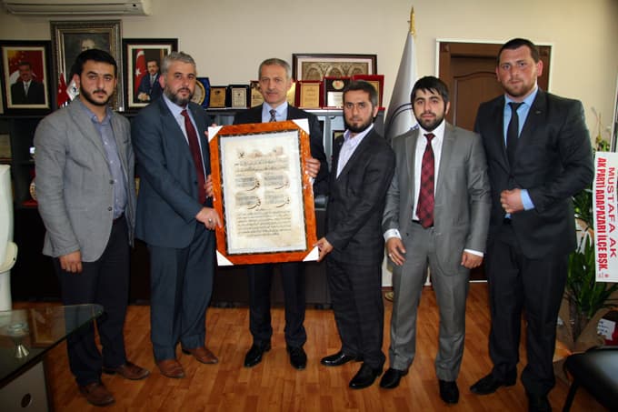 Başkan Dişli: "Kazanan hizmet, kazanan millet"