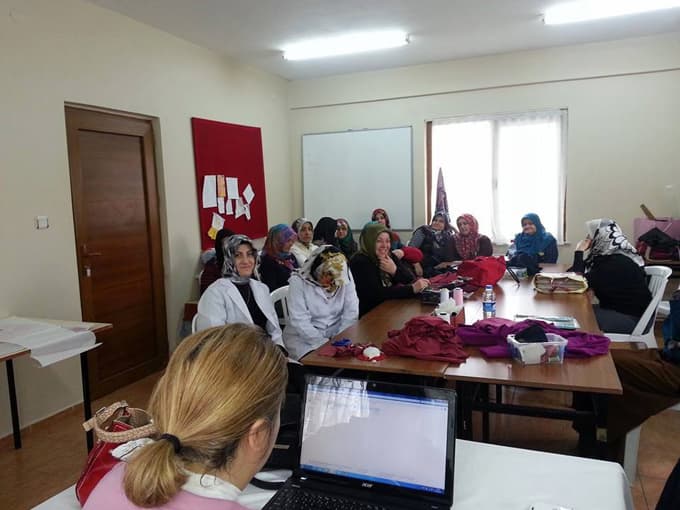 SAMEK kursiyerlerine sağlık semineri 