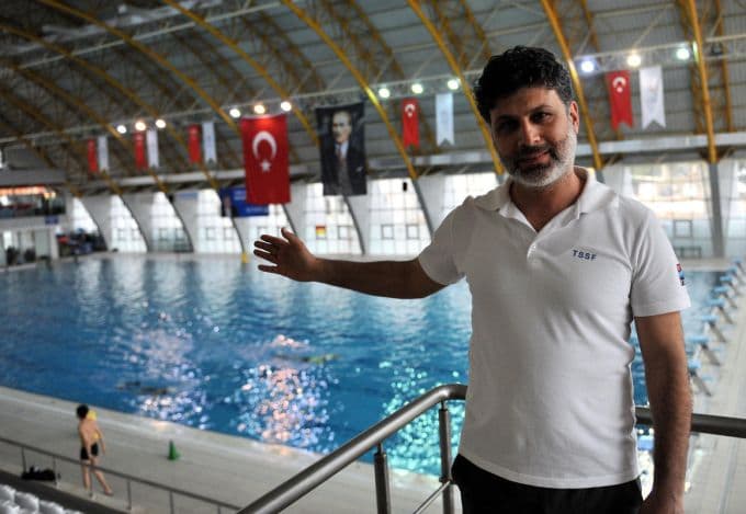 150 sporcunun katıldığı Sualtı Hokeyi Şampiyonası başladı