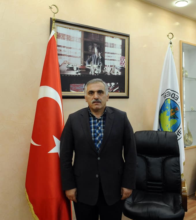 İnat uğruna başladı, 4. kez başkan seçildi