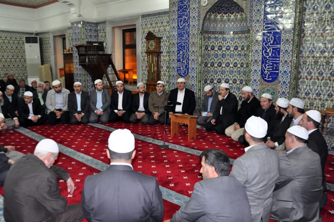 Yeni Cami'de Sakal-ı Şerif gösterildi