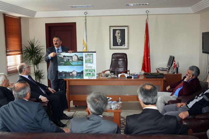 Eğitim-Bir-Sen'dan Başkan Karakullukçu'ya tebrik