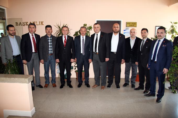 Başkan Dişli, iş adamlarını makamında ağırladı