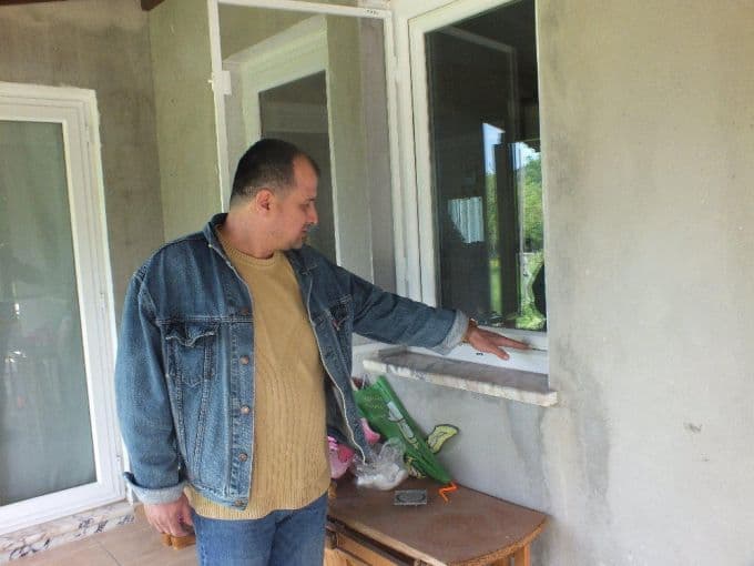 Hırsızlar evde ne var ne yok götürdü
