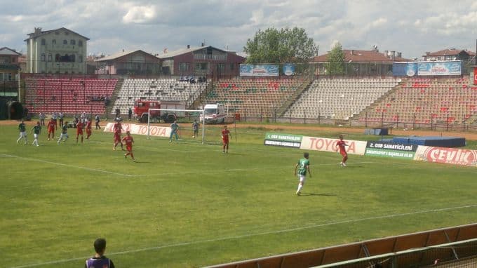 Sakaryaspor'dan kritik galibiyet