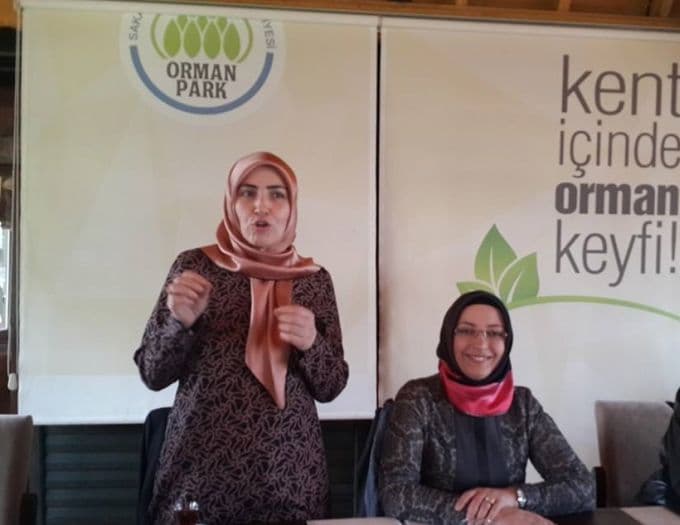 AK Partili kadınlar yemekte bir araya geldi