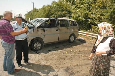 TEM Otoyolu'nda İnanılmaz Kaza