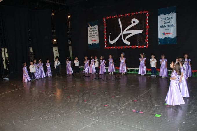 Minikler, Kutlu Doğum Haftası'nı böyle kutladı