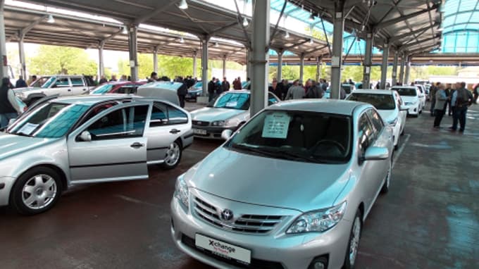 Sapanca'da otopazarı açıldı