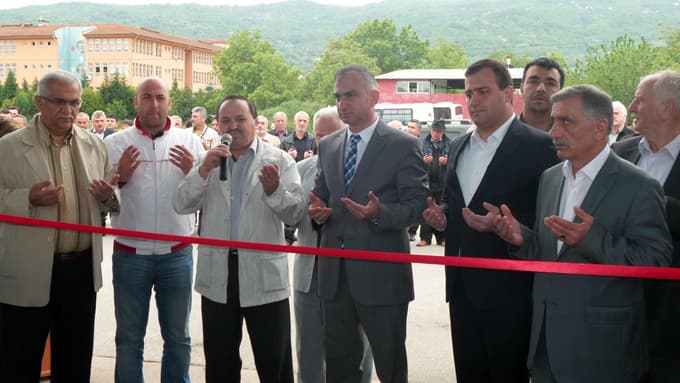 Sapanca'da otopazarı açıldı