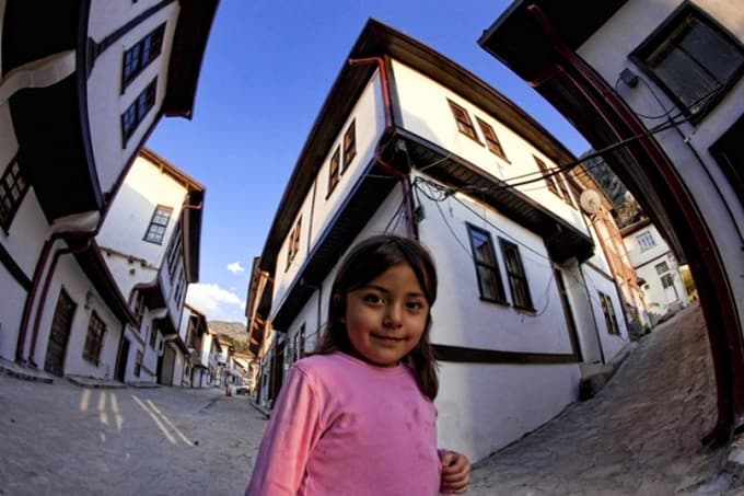 Sakaryalı İsa, birinciliği rakiplerine kaptırmadı