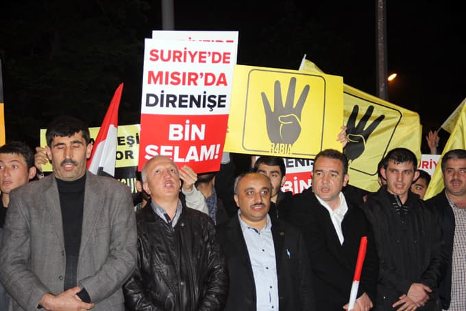 İHH Vakfı Mısır'daki idam kararlarını protesto etti